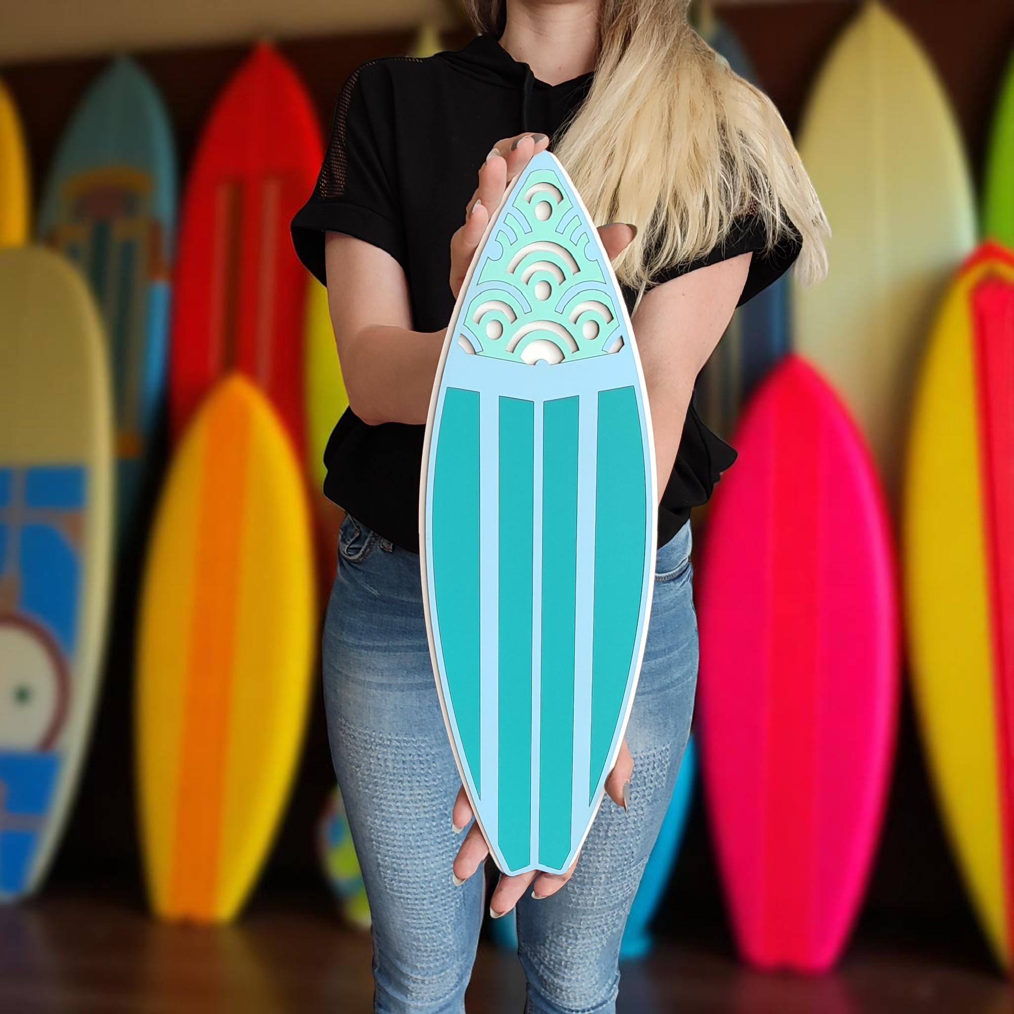 Layered Wooden Surfboard Wall Art: Handcrafted Beach House Decor
