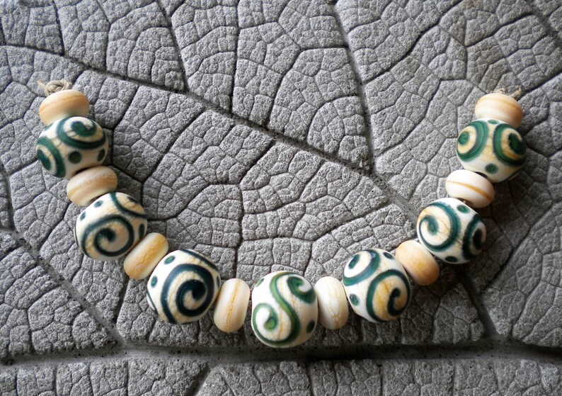 Handmade Glass Bead Lampwork Focal Lampwork Set OOAK Lampwork Bead Ivory Scroll Bead Lampwork pendant Sra lampwork Jewelry Supply