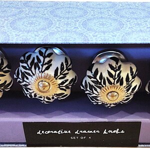 Ceramic Drawer Knobs Set of 4: Black Leaf Design, White Finish (4cm Diameter)