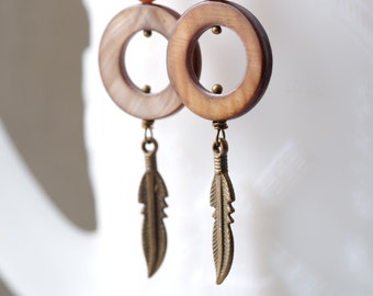 Tiger's Eye Shell Hoop Earrings With Feathers