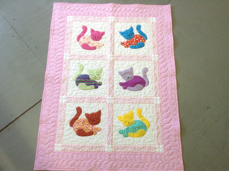 baby quilt toddler nap blanket kitten appliqued quilt for children crib size cuddle quilt