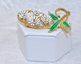 Cute Little White Enamel Daisy Brooch Green Leaves Gold Tone Setting Vintage Costume Jewelry