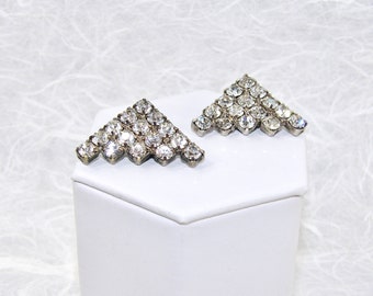 Small Vintage Rhinestone Shoe Clips Triangle Shape Silver Tone Costume Jewelry Formal Prom Wedding