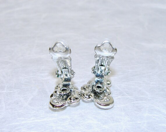 Enhanced Vintage Sparkling Rhinestone Clip Earrin… - image 5