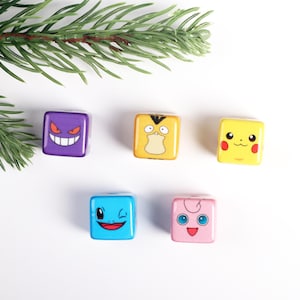 Cute Yellow Guy Characters beads,Kawaii Game Character Printing Cube Bead,square pen beads,Scar Purple Yellow Duck Blue TortoiseBE065