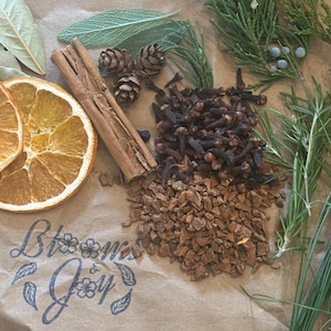 Winter Simmer Pot Kit, Natural Pine & Orange Stovetop Potpourri