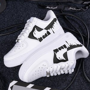 Benutzerdefinierte handbemalte Drip Air Force 1 Sneakers, personalisierte Schwarz-Weiß AF1-Schuhe, maßgeschneiderte Sneakers Weihnachtsgeschenk Hochzeitsgeschenke