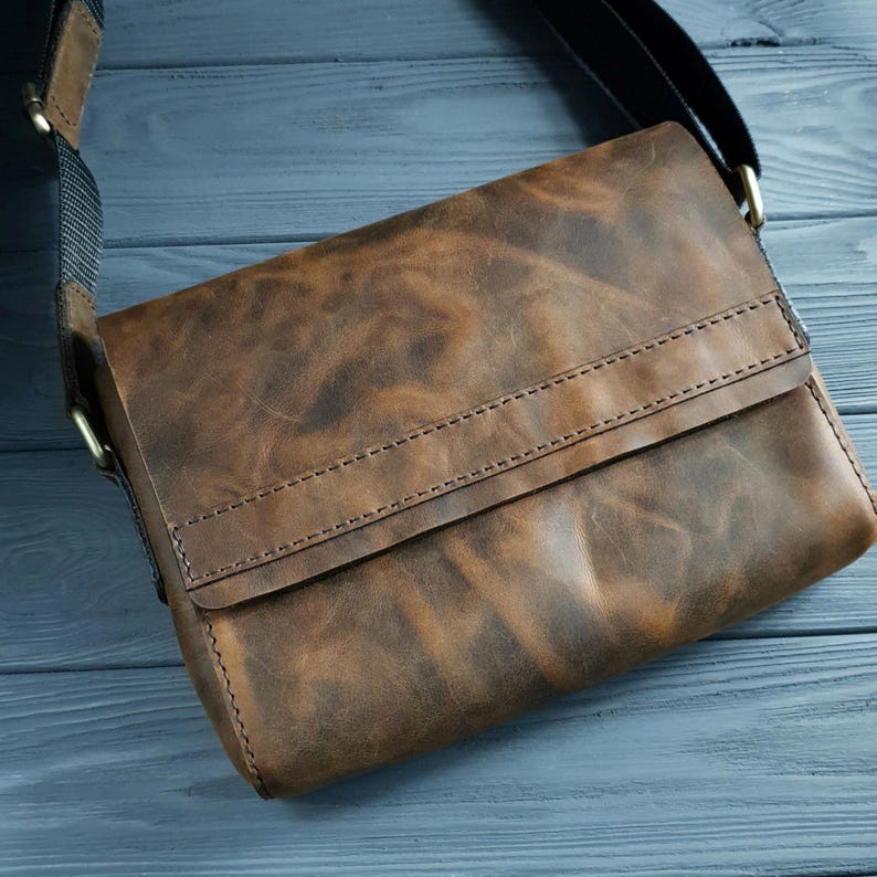 Leather Messenger Bag PDF Pattern: DIY Crossbody Bag With Video - Etsy