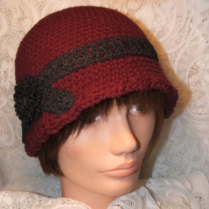 Pattern-Crush Hat and Fingerless Mitten Set
