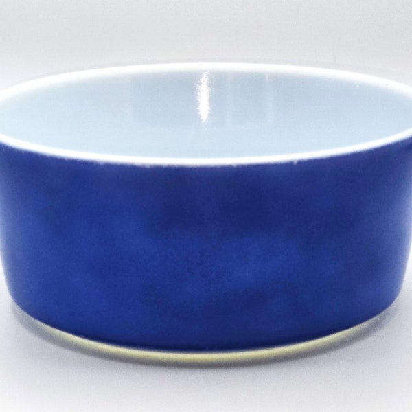 Vintage Pyrex Brittany Blue Bowl: 1.5 Quart, 1960s Farmhouse Decor