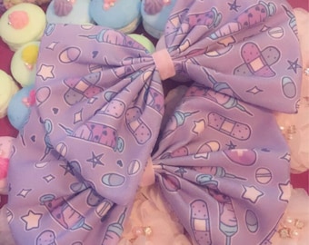 Menhera Hairbow syringe bandaid