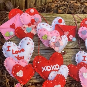 Fairy Kei Valentines Heart Lolita hairclip. Brooch or necklace