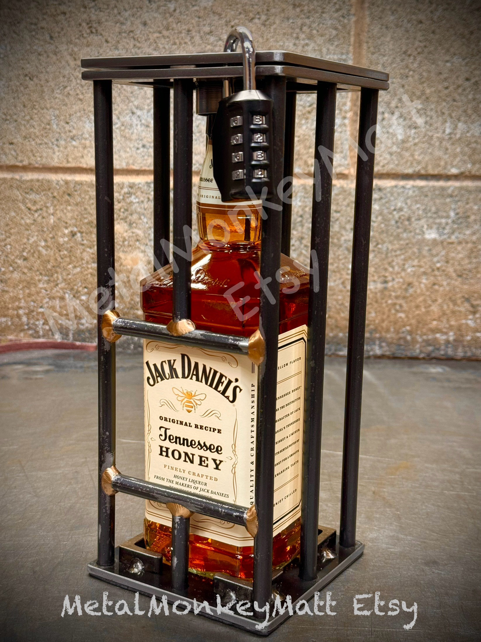 希少!!【V MADE】COUNTRY JAIL L/T【送関込】 Jack Daniel's Bottle Prison - Etsy
