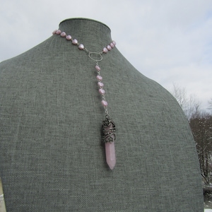 Rose Quartz Rosary Lariat Necklace Faux Pearl Style Plastic Hearts Choker Collar Kawaii valentines day