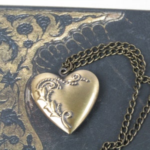 Heart Photo Locket Necklace Bronze Color Victorian Retro Vintage Forest Cottage Inspired Jewelry