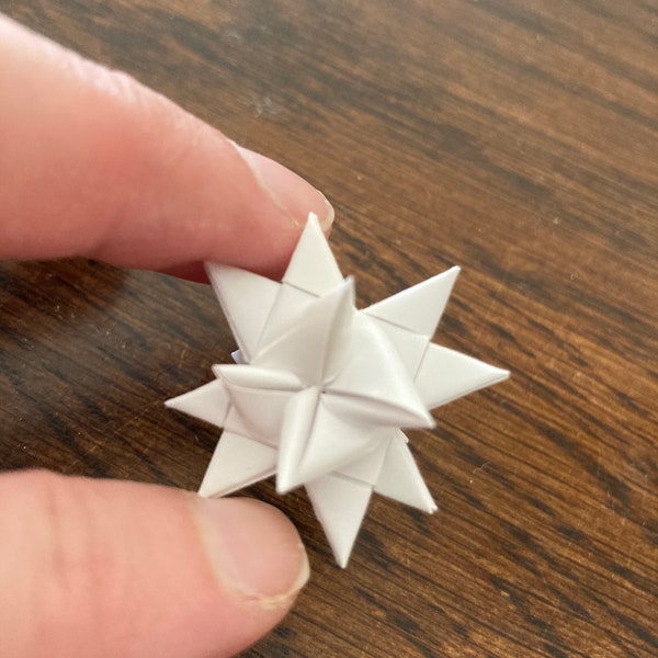 One 1-inch Moravian Paper Star Ornament - Miniature - Choose your color! - Does not come with hanger due to the miniature size