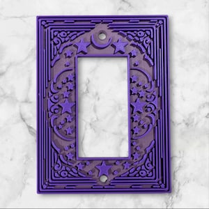 Celestial Starry Rocker Decora Lichtschalter Abdeckung und Steckdosenplatte - Benutzerdefinierte Farben Celestial Decor - Coole Astrologie Weltraum Sterne Wand