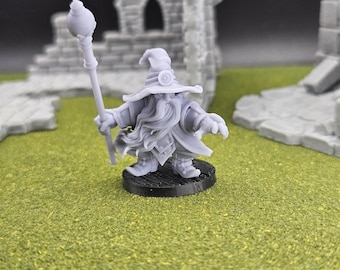 Dwarf Male Wizard Resin Tabletop Gaming Miniature.