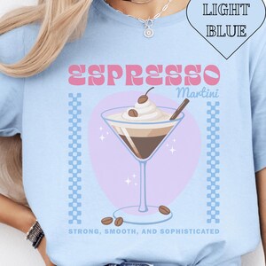 Espresso Martini T-Shirt – Chic Coffee Cocktail Graphic Tee – Retro Bartender Aesthetic Shirt for Women