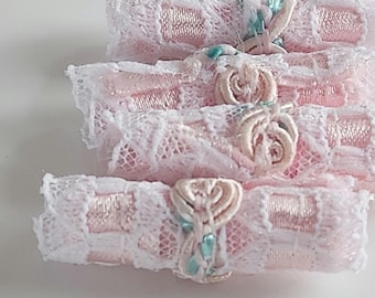 Jumbo 35mm Pale Pink Lace Beads with Floral Detail, Wedding Macrame, Set of 4