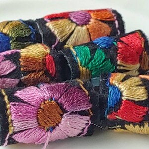Cuentas textiles florales bordadas, mangas Dread Loc, juego de 6
