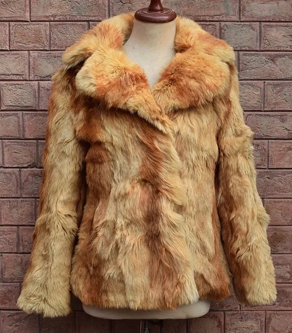 Thick Luxurious Women’s Fur Coat Vintage Genuine R