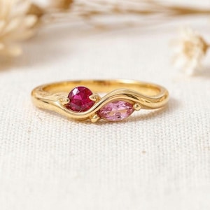 Anello in oro 10 carati con rubino e zaffiro rosa / Anello a due pietre Toi et Moi Bypass / Anello a onda con taglio marquise rotondo / Splendido gioiello da sposa / Regalo per lei