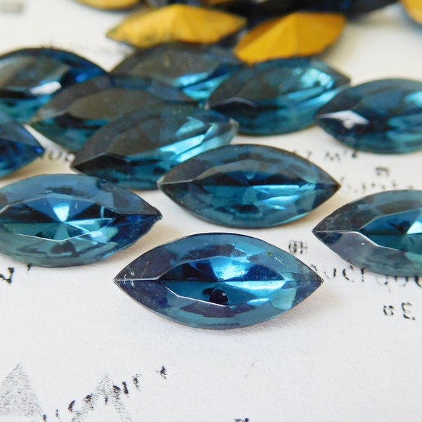 12 Vintage Czech 15x7mm Montana Blue Glass Navette Jewels (5-30-12)