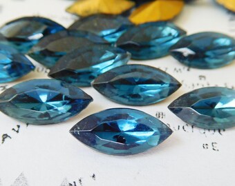 12 Vintage Czech 15x7mm Montana Blue Glass Navette Jewels (5-30-12)