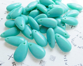 12 Czech Pressed Glass Turquoise Blue 14x7mm Pear Glass Pendant Beads (10-24-12)