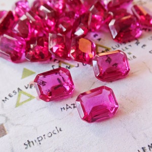 12 Vintage Glassteine 10x8mm Octagon Transparent Rubinit Hell Rosa Strass 8-37-12 Bild 2