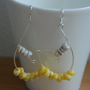 Hawaiian Tiger and Mongo Shell Wave ocean theme silver shell Earring-white,green,yellow