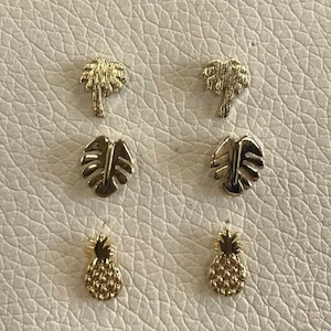 Ladies Petite Beach Inspire Summer theme palm tree tropical leaves pineapple gold plated set of 3 wire earring