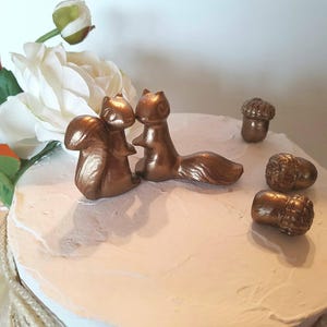 Copper Squirrels Wedding Cake Topper In Stock With Acorns Metallic Animals Ceramic in Love Anniversary Gift Copper Home Decor Vintage Design