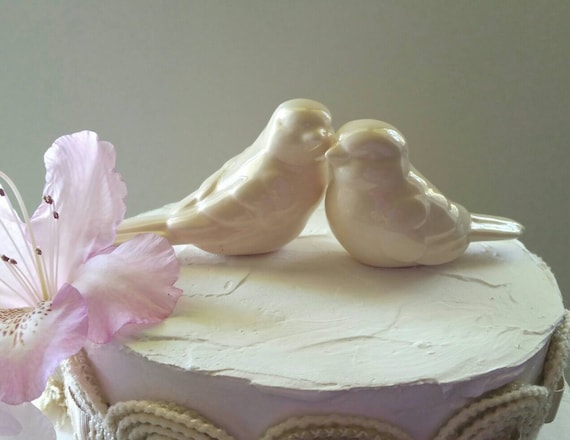 Wedding Cake Topper White/Eggshell Color/Pearl White Color/Love Birds/Elegant Wedding Ceramic/Home Decor Wedding/Returns Not Accepted