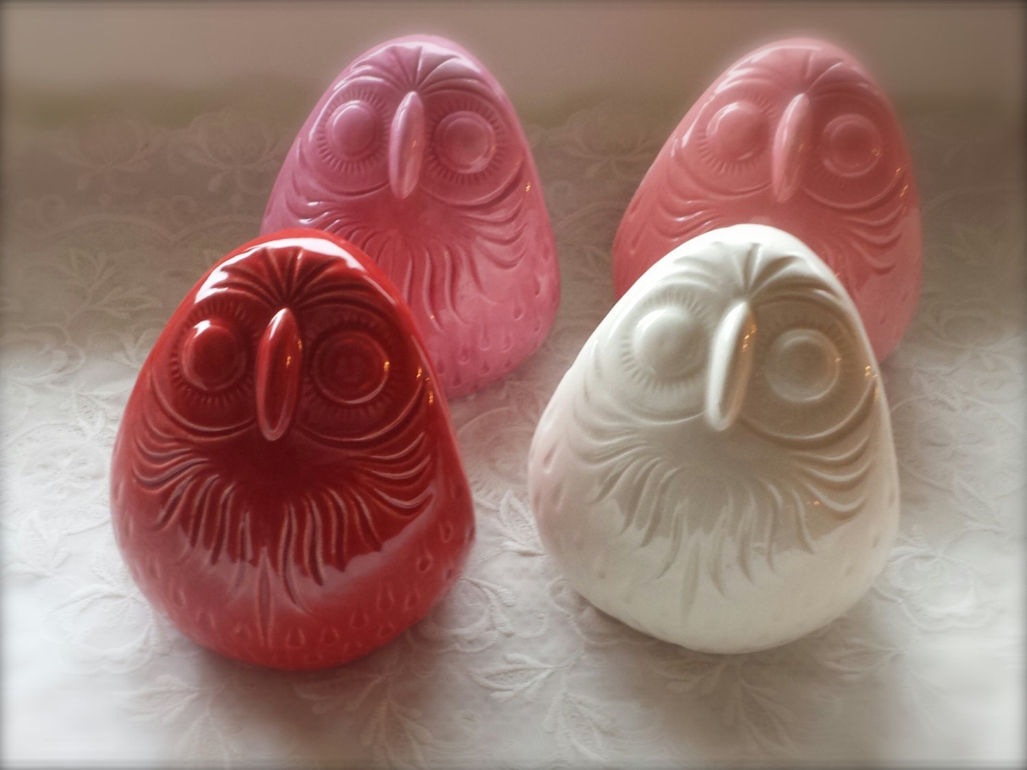 Owl Ceramic Home Decor Red Pink White Vintage Design