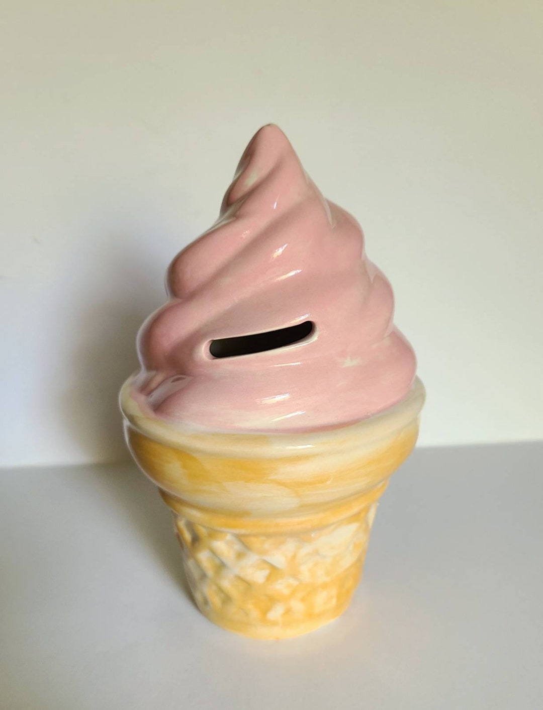Bank Ice Cream/soft Serve /ice Cream Cone Bank/solid Color/ Dessert