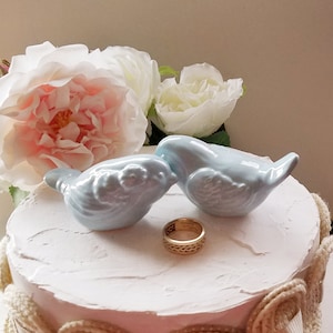 Love Birds/Dusty Blue With Flower/Love Birds With Flower/Wedding Cake Topper /Vintage Design /Ceramic /Wedding Keepsake