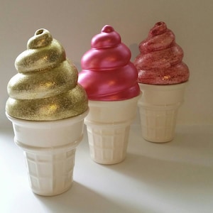 Eistüte Keramik Soft Serve in Gold mit Glitter Trinket Box Aufbewahrungsbox Personalisiertes Geschenk Geburtstagsgeschenk Dessert Box Ice Cream Store