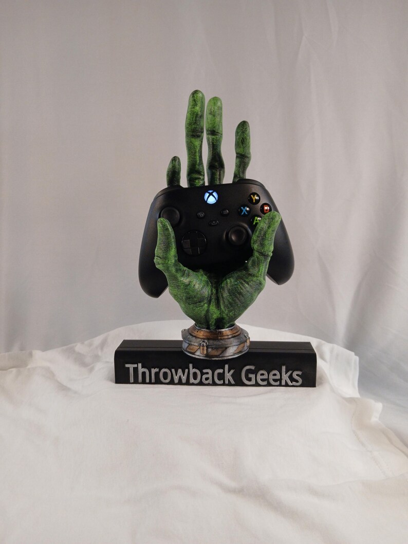 Alien Hand Controller Holder: 3D Printed Sci-fi Gaming Stand - Etsy