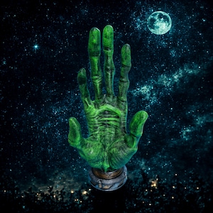 Alien Hand Controller Holder: 3D Printed Sci-Fi Gaming Stand