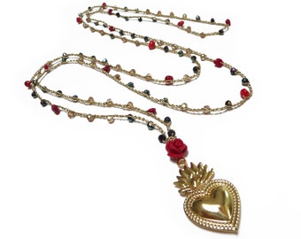 Collana rosario dorata con Cuore Sacro, Collana lunga con perline rosso oro e nero, stile boho con pendente cuore Ex voto, Milagro