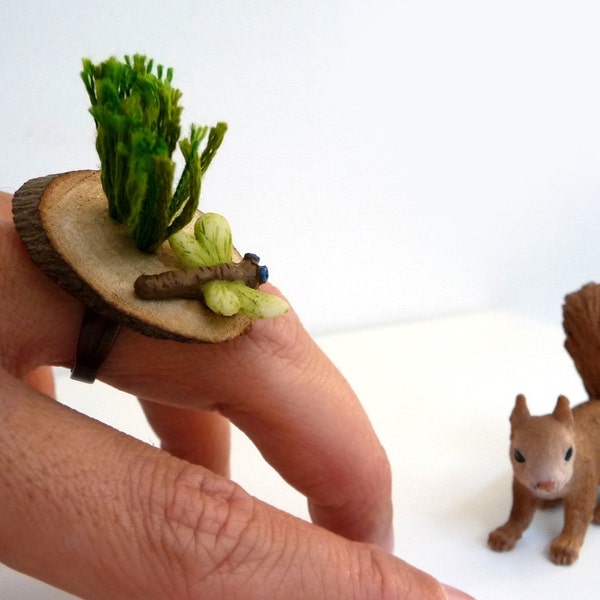 Dragonfly and Green Grass Ring, Big Adjustable Wood Ring for Animal and Nature Lover, Statement Whimsical Jewelry, Funny Engagement Ring