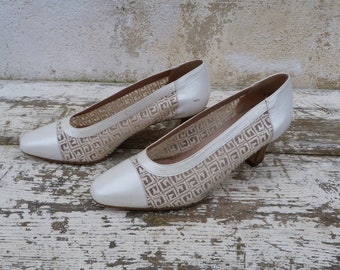 Vintage 1980/80er Jahre weißes Leder und bestickter Schleier Pumps Größe 6,5