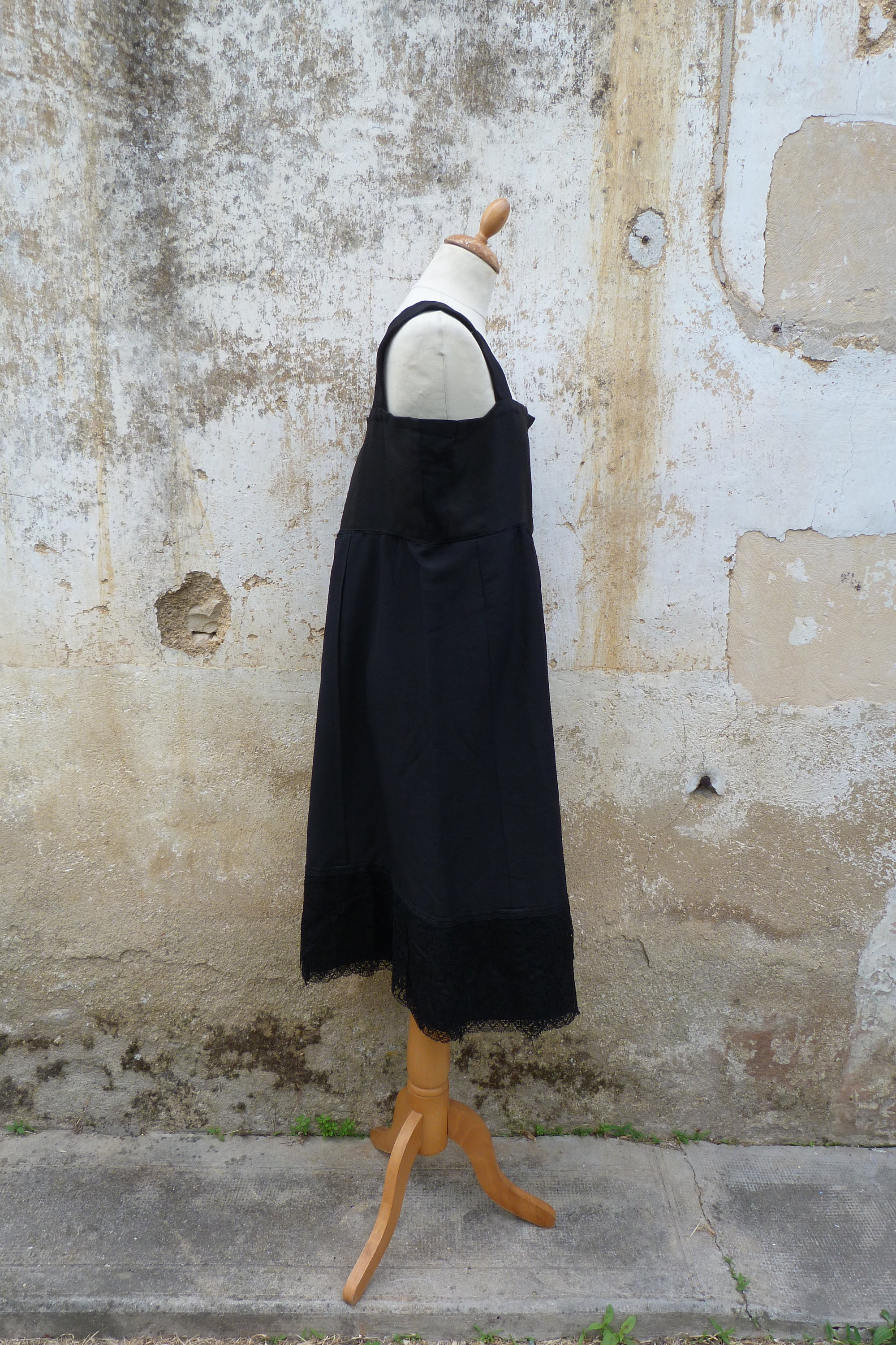 Vintage Old French 1900 Edwardian Black Light Wool Vintage Old French 1900 Edwardian Black Light Wool