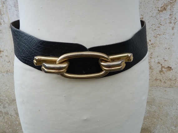 Vintage 1980  black  leather with big gilted metal buckle  belt