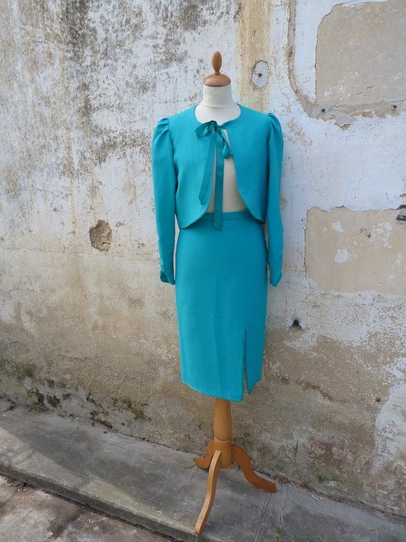 Crepe bolero hot sale