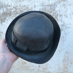 Vintage made in France Navy blue straw hat with large gros grain ribbon bow at the back image 2