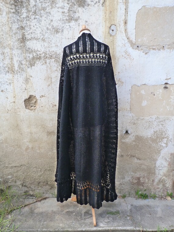 Vintage Antique 1900/1930s black wool crochet shaw