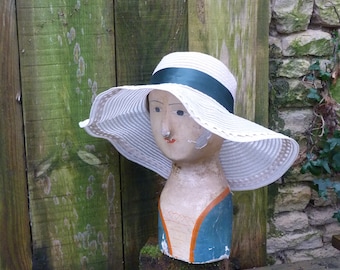 Vintage  1970 French white raphia very large capeline chic  sun hat large brim